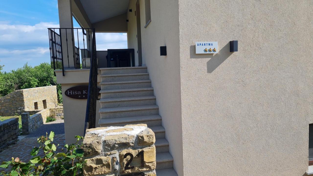Hisa Kapis With Hot Tube Koper Exterior foto