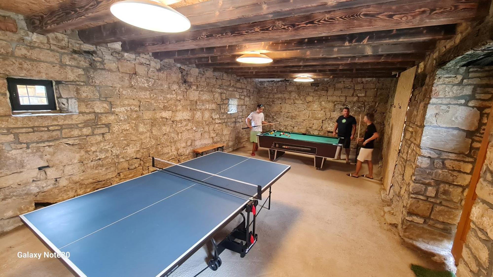 Hisa Kapis With Hot Tube Koper Exterior foto